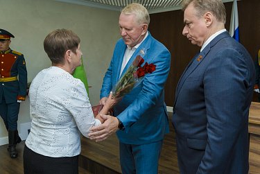 Ни один из них не отступил ни на шаг…